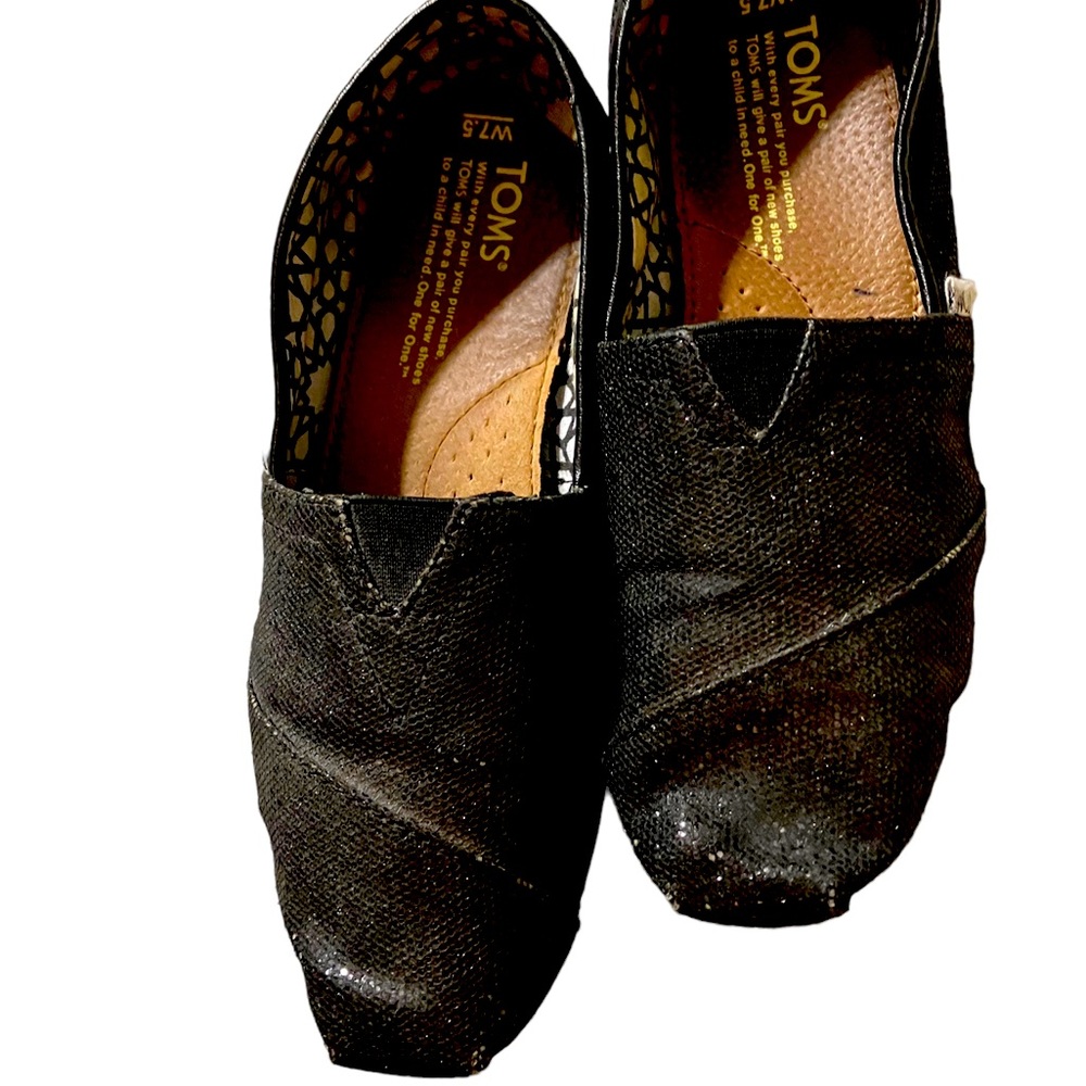 Women’s Black  Spark Tom’s